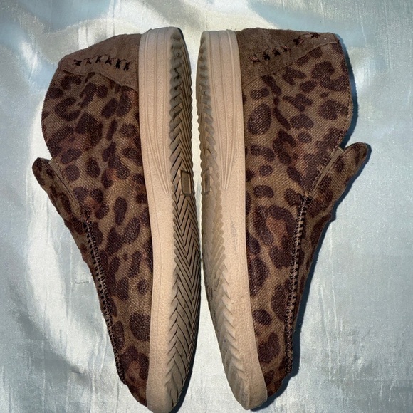 Outwoods Walk Leopard Print Slip-On Ankle Moccasins Booties Size 8 - Picture 10 of 11